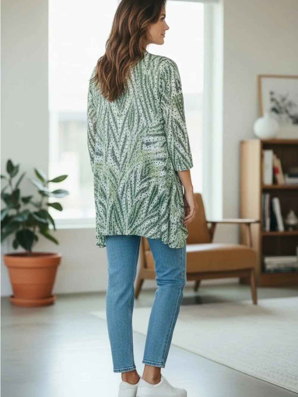 Ruby Rd Woman 1X Green Abstract Print Open Front Cardigan Lightweight - Picture 2 of 3